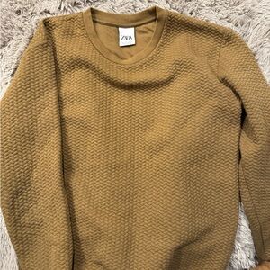 Zara Men's Camel Crewneck Sweater